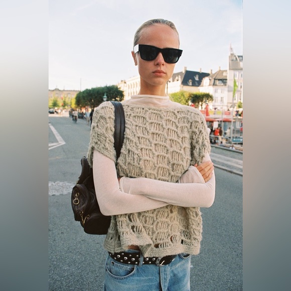 ZARA OPENWORK KNIT CAPE - Picture 5 of 11